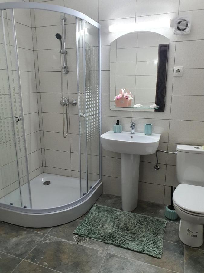 Bon Ton Residence Drobeta Turnu Severin Buitenkant foto