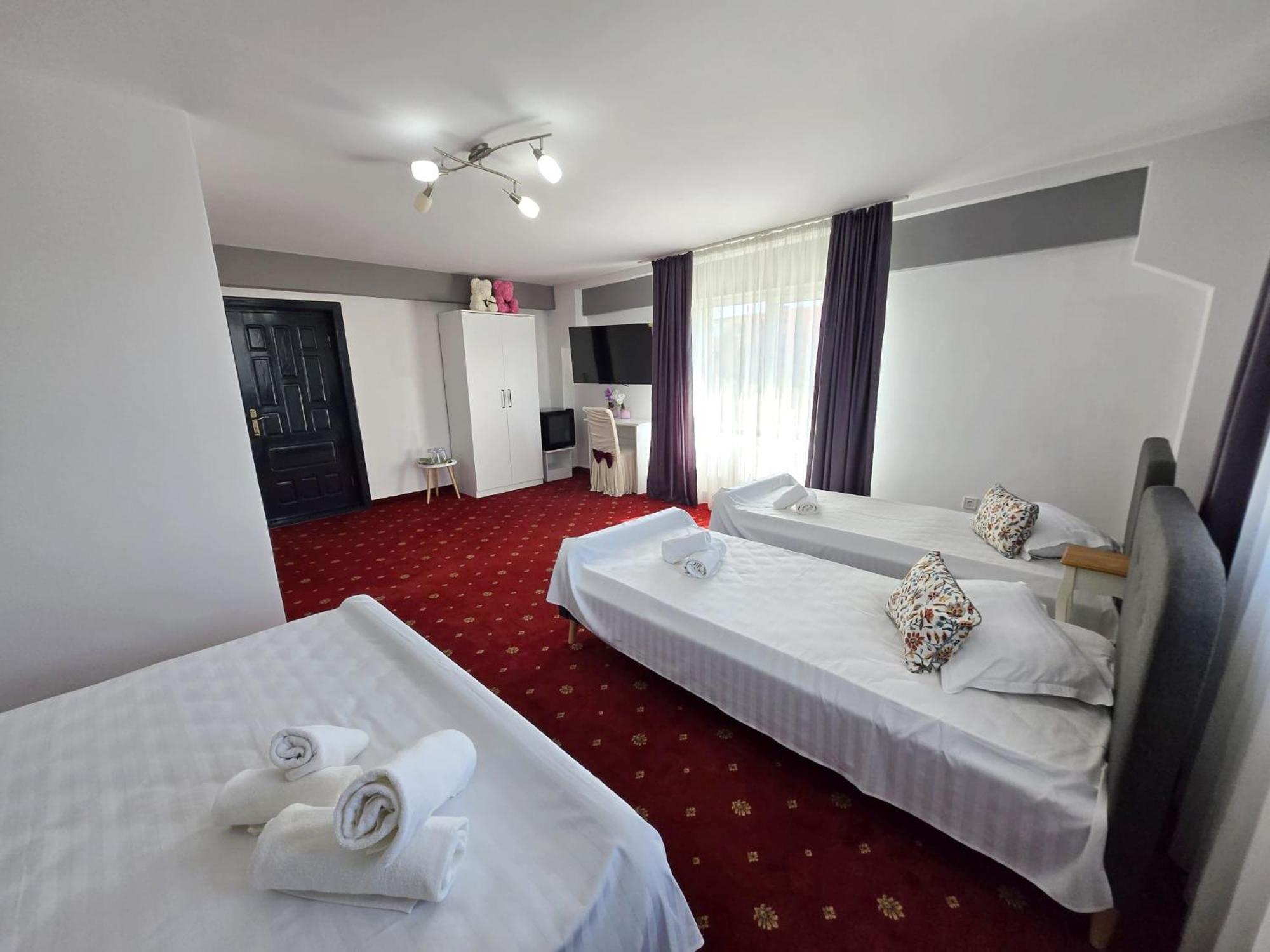 Bon Ton Residence Drobeta Turnu Severin Buitenkant foto