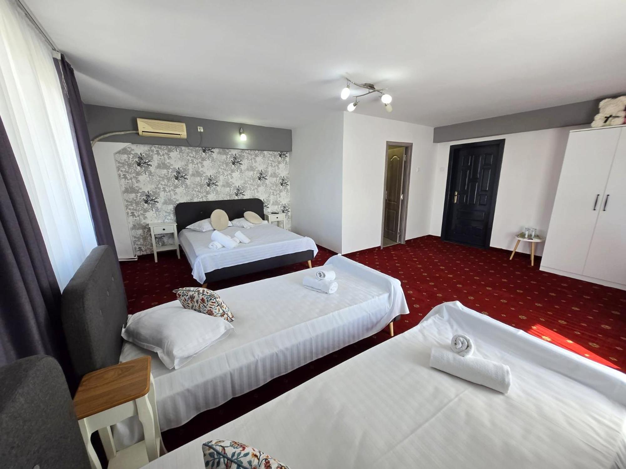 Bon Ton Residence Drobeta Turnu Severin Buitenkant foto